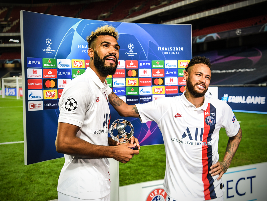 决赛替补上场开局爆杀绝代双骄小说